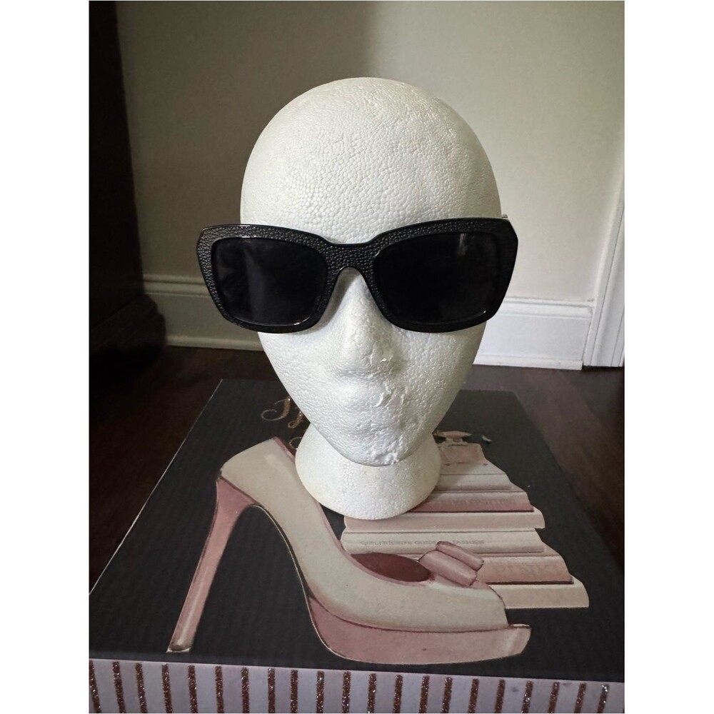Oversized Black Textured Frame Sunglasses